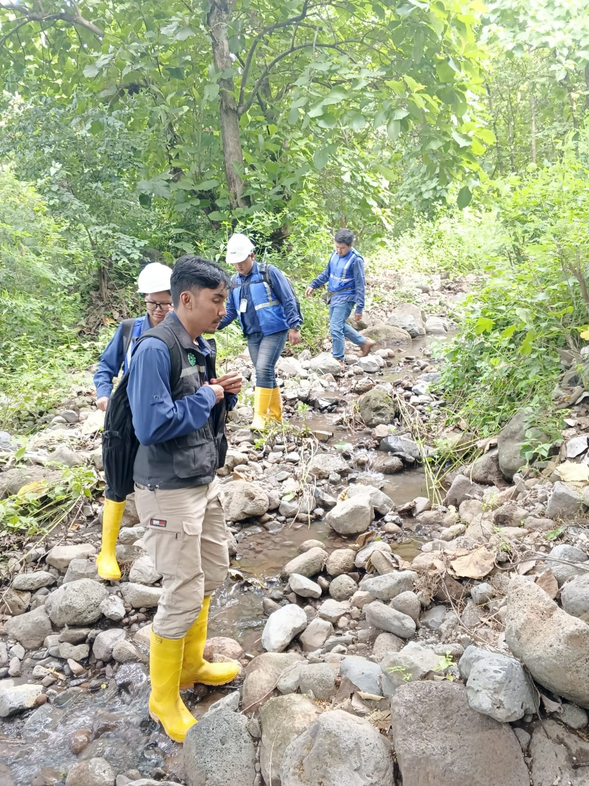 Survei geologi lapangan 5